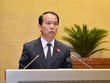 Chủ nhiệm Uỷ ban Kl992 Tham Gia Ngay Hoàng Thanh Tùng trình bày tờ trình.