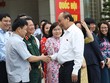 Thủ tướng Nguyễn Xuân Phúc và các vị đại biểu trước buổi họp trực tiếp đầu tiên của kỳ họp thứ 9, Quốc hội khoá XIV