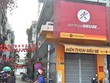 Cửa hàng điện thoại siêu rẻ trên đường Nguyễn Oanh, quận Gò Vấp chưa mở cửa vào sáng sớm thời điểm tháng 03/2020 (Ảnh: Hồng Phúc).