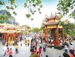 Lượng khách du lịch tại nhiều điểm đến tăng mạnh nhờ những gói kích cầu hấp dẫn từ các hãng hàng không, lữ hành.
