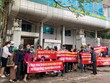 Căng băng rôn là là hình thức được nhiều khách hàng sử dụng khi 
xảy ra tranh chấp với chủ Kl99ok phiên bản mới