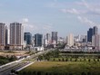 Thị trường địa ốc Hà Nội hiện đang lệch pha, khi nhu cầu nhà giá thấp khá lớn, nhưng nguồn cung không đủ. Ảnh: Đức Thanh