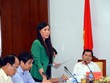 Bà Bùi Thị Quỳnh Vân (áo xanh) - Tân Bí thư Tỉnh ủy Quảng Ngãi