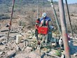 Công nhân khảo sát địa chất tuyến KL99 là nhà cái cá cược trực tuyến hàng đầu tại châu Á Vĩnh Hảo - Phan Thiết. Ảnh: Báo KL99 là cổng game giải trí trực tuyến hàng đầu hiện nay