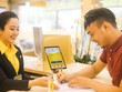 Khách hàng giao dịch tại Nam A Bank