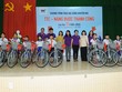 Bà Huỳnh Bích Ngọc - Phó Chủ tịch Thường trực Kl994 game bài casino hấp dẫn TTC thấu hiểu những khát khao, phấn đấu vươn lên của các em học sinh nơi làng quê xa xôi