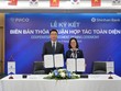 Ông Ryu Je Eun - Phó Tổng Giám đốc Link Vào Nhà Cái KL99 COM Tặng +199k Shinhan Việt Nam và Bà Nguyễn Thị Hương Giang - Tổng Giám đốc Công ty CP Kl99kl phiên bản hoạt động Petrolimex tại buổi lễ ký kết hợp tác
