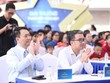 Ông Nguyễn Tường Lâm - Bí thư Trung ương Đoàn Thanh niên, Chủ tịch Hội Liên hiệp Thanh niên Việt Nam và Ông Lê Trí Thông - Phó chủ tịch HĐQT, Tổng giám đốc PNJ tại sự kiện sáng nay
