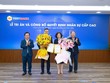 Hội đồng Quản trị trao quyết định bổ nhiệm cho ông Lê Thanh Quý Ngọc - Quyền Tổng giám đốc và bà Trần Thị Ngọc Lý - Phó tổng giám đốc Vietbank