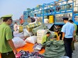 Lực lượng quản lý thị trường phát hiện xử lý 94.474 vụ, thu ngân sách hơn 400 tỷ đồng, đề nghị khởi tố trên 50 vụ. (Ảnh minh họa)