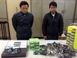 Phong, Toàn cùng tang vật vụ án. Ảnh: Công an cung cấp.