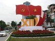Người dân theo dõi diễn biến của Đại hội XII với hy vọng về một tương lai tươi sáng hơn của dân tộc trên con đường chấn hưng Kl992 cổng game cá cược và hội nhập có hiệu quả