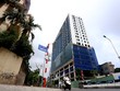 Thành phố Hà Nội lại cho phép chủ Kl99ok phiên bản mới nhà 8B Lê Trực tự phá dỡ phần sai phạm. Ảnh: Bá Đô.