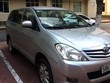 Chiếc ô tô của nhóm người nghi mua bán thiên thạch đang bị công an tạm giữ