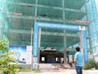 Tòa nhà Kocham Bình Dương đã được xây tới tầng thứ 8 (ảnh chụp ngày 31-7) - Ảnh: ĐÌNH TRỌNG