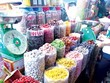 Bánh mứt không nhãn mác, phơi trần giữa chợ Bình Tây, quận 5, TP.HCM. Ảnh: Uyên Phương.