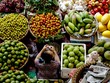 Điệp khúc tăng giá thường xuyên lặp lại vào mỗi dịp Tết (ảnh: Bloomberg)