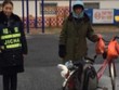 Người đàn ông Trung Quốc đạp xe về quê ăn Tết nhưng bị đi lạc đường 500 km. Ảnh: Shanghaiist