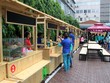 Phố hàng rong Bách Tùng Diệp sáng nay. Ảnh: Duy Trần.