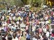 Khách tăng đột biến, Chùa Hương tắc nghẽn ngày khai hội