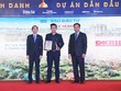 Ông Nguyễn Duy Khánh – Phó tổng giám đốc KDTT công ty Cổ phần Web Tổng Nhà Cái 99Kl99 Giải Trí Bậc Nhất Danh Khôi nhận giải thưởng Dự án xanh và thông minh cho dự án Barya Citi.