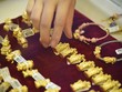 Giá vàng hôm nay ngày 17/4: Giá vàng giảm 150.000 đồng/lượng