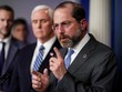 Bộ trưởng Y tế và Dịch vụ dân sinh Alex Azar. Ảnh: Reuters.