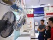 Kỳ vọng vào “làn gió mát” từ sức cầu và cơ chế hỗ trợ lĩnh vực tín dụng tiêu dùng.
