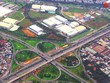 Việt Nam cần phát triển các khu công nghiệp chuyên biệt để thu hút các khách thuê chất lượng cao (Trong ảnh: Khu công nghệ cao TP.HCM).