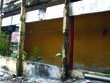 Chung cư Vĩnh Hội đã xuống cấp nghiêm trọng. Ảnh: Trọng Tín.