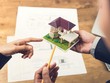 Hiện tại, nhà đất không phải là ưu tiên chọn lựa của giới trẻ.