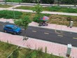 Nhà Kl99ok phiên bản mới đi xem đất vùng ven. Ảnh: Dũng Minh.