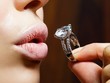 Kim cương luôn là “bạn tốt” của phụ nữ