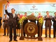 Bộ trưởng Đinh Tiến Dũng đánh cồng khai trương phiên giao dịch 7/2