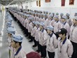 Soi công nhân Kl994 nhà cái bóng đá world cup iPhone qua khe cửa nhà máy