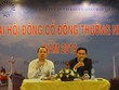 Ông Võ Ngọc Phụng, Tổng giám đốc PCT (áo đen)