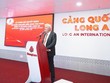 Ông Christopher Phillip Ullett phát biểu tại lễ bổ nhiệm
