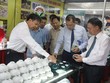 400 gian hàng đến từ 28 tỉnh, thành phố khu vực phía Bắc tham gia hội chợ triển lãm công nghiệp nông thôn.