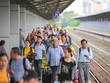 Kỳ nghỉ lễ Quốc khánh năm nay được nghỉ dài ngày nên nhu cầu đi lại bằng tàu hỏa của người dân trước và sau kỳ nghỉ lễ tăng cao hơn so với ngày thường.