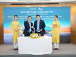 SAIC Motor Việt Nam cho biết việc kí thoả thuận hợp tác với Vietnam Airlines thể hiện lời cam kết luôn không ngừng nỗ lực để đáp ứng nhu cầu ngày càng cao của thị trường ô tô sôi động, luôn tập trung cải tiến và nâng cấp chất lượng dịch vụ cho khách hàng sử dụng xe MG tại Việt Nam trong thời gian tới. 