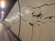 Các vệt nứt này chủ yếu là do lớp sơn epoxy cho đoạn phía chân hầm (tuổi thọ của sơn khoảng 5 năm), đến nay lớp sơn này bị lão hóa sau 12 năm sử dụng, tạo ra các vệt sơn bị bong (rộng khoảng 1-3cm)