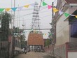 Cây thông làm bằng nồi đất. Ảnh: Nghi Vạn.