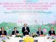 Thủ tướng Nguyễn Xuân Phúc dự Diễn đàn Phát triển thị trường cho ngành rau, củ, quả và giải pháp phát triển hệ thống logistics phục vụ nông nghiệp, nông thôn