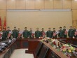 Thường vụ Đảng ủy, Bộ Tư lệnh Quân khu 2 trao quyết định điều động, bổ nhiệm 12 cán bộ. Ảnh QK2