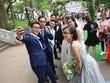 Thành đoàn Hà Nội tổ chương trình Lễ hội đám cưới tập thể theo nếp sống mới dành cho 34 cặp đôi (trong đó có 17 cặp đôi trẻ) năm 2017