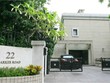 Căn biệt thự 22 Barker Road trước khi bị phá bỏ. Ảnh: KHEJ.