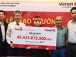 Bà H. (ngụ tại TPHCM) là vị khách may mắn trúng hơn 45 tỷ đồng của loại hình xổ số Mega 6/45.