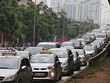 Giá tính lệ phí trước bạ chỉ thay đổi khi giá xe thay đổi 20%. Ảnh: Ngọc Thành.