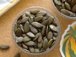 Một số cửa hàng đang rao bán hạt bí xanh Nhật Bản với giá lên tới 6 triệu đồng/kg.