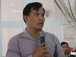 Ông Nguyễn Thanh Nam - chủ tịch UBND xã Vạn Thạnh - giải trình tại cuộc họp khẩn do chủ tịch UBND tỉnh Khánh Hòa, ông Lê Đức Vinh chủ trì ngày 13-4 - Ảnh: Tuoitre